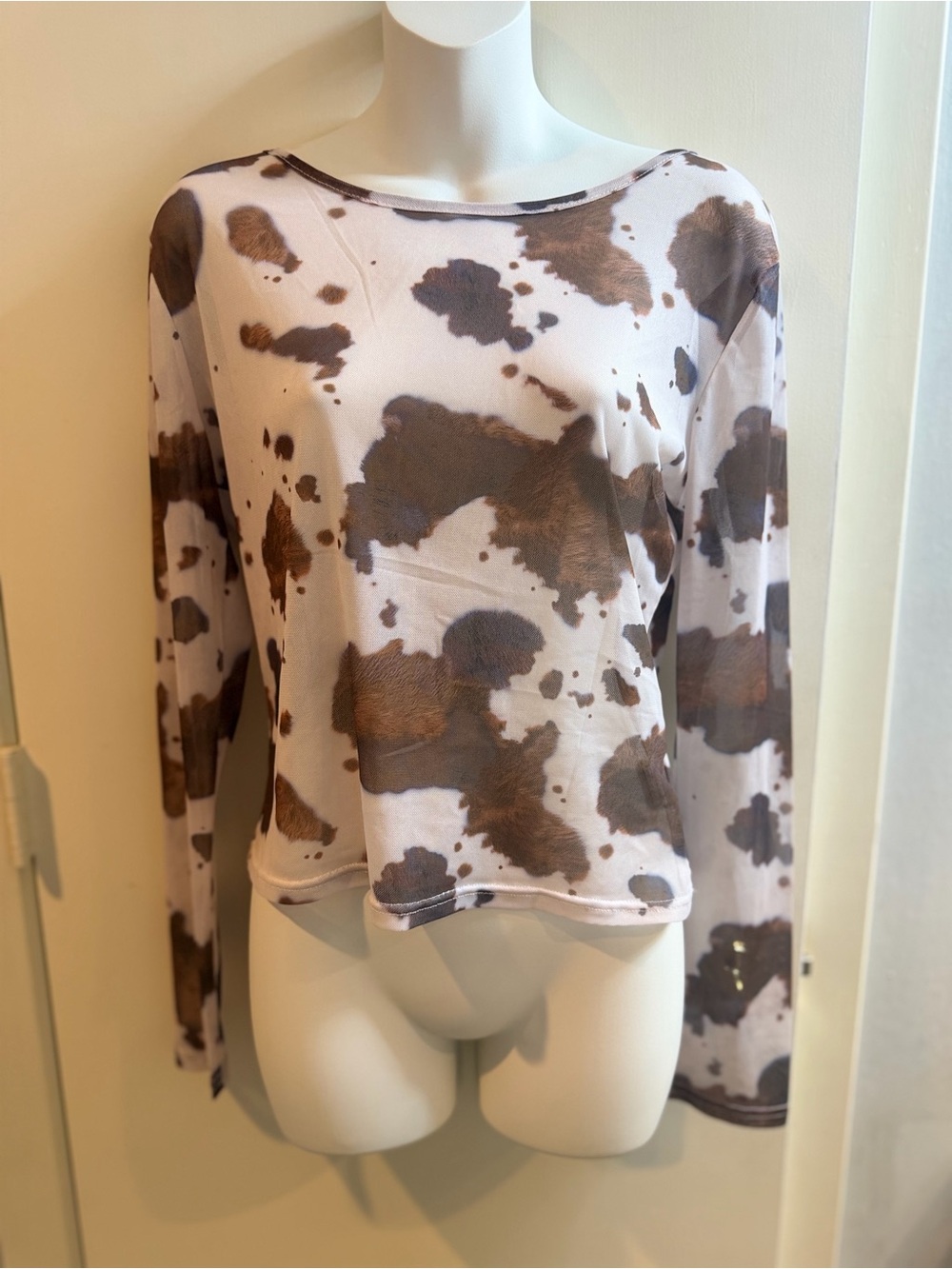 Women's Long-Sleeve Mesh Cow Print Top - Brown/White - Large